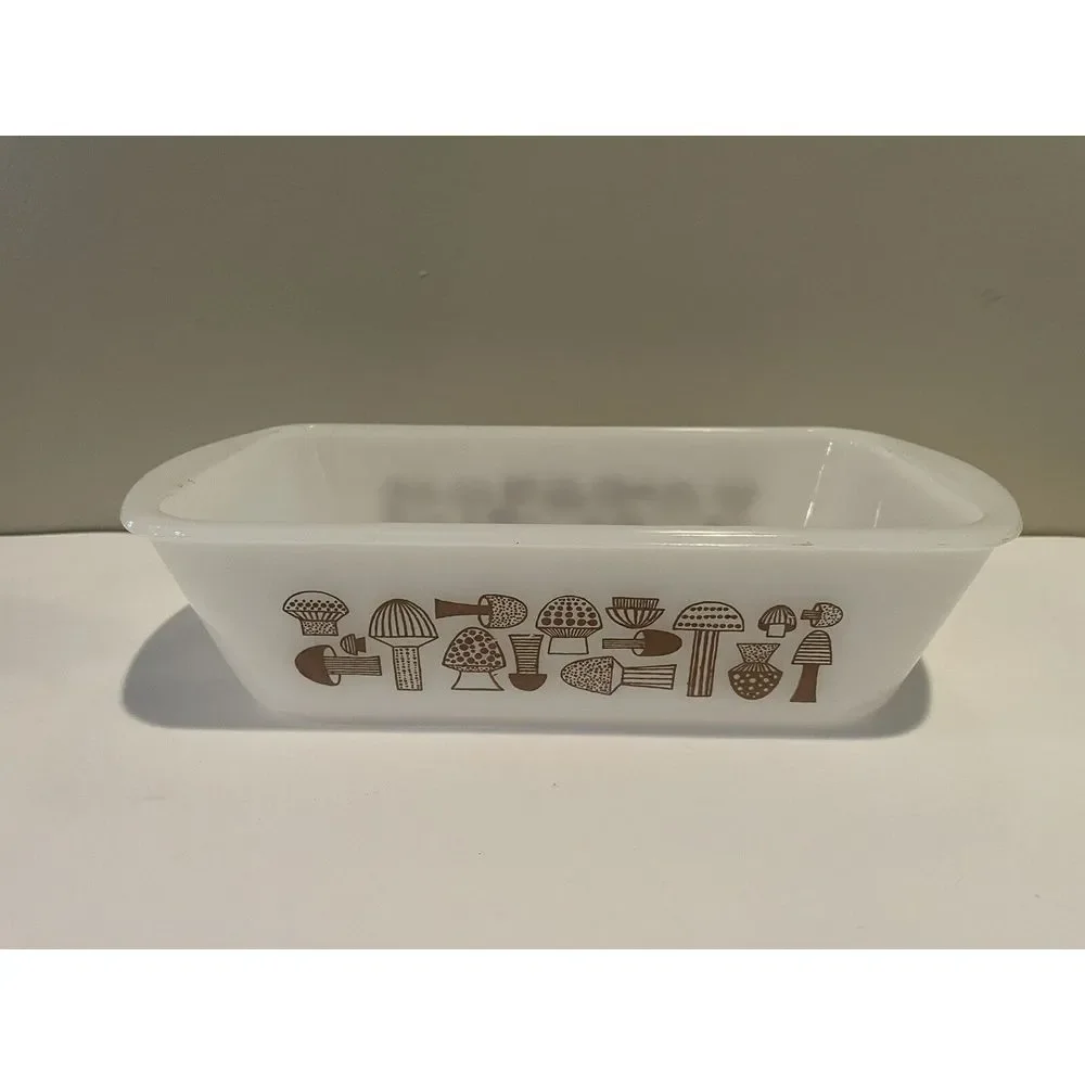 RARE Glassbake Rectangular Vintage Milk Glass Mushroom Print 522‎ Loaf Pan